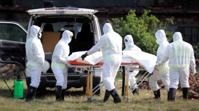 দেশে ২৪ ঘণ্টায় করোনায় ২ জনের মৃত্যু